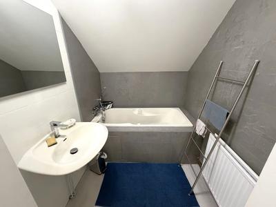 Maison - 167 m² - 7 pièces