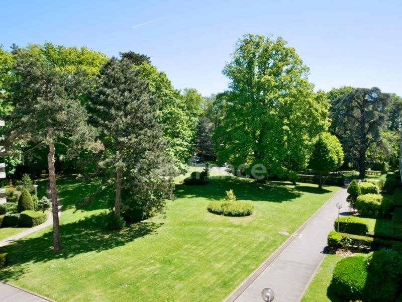 Appartement - 110 m² - 5 pièces