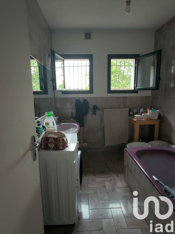 Maison - 250 m² - 9 pièces