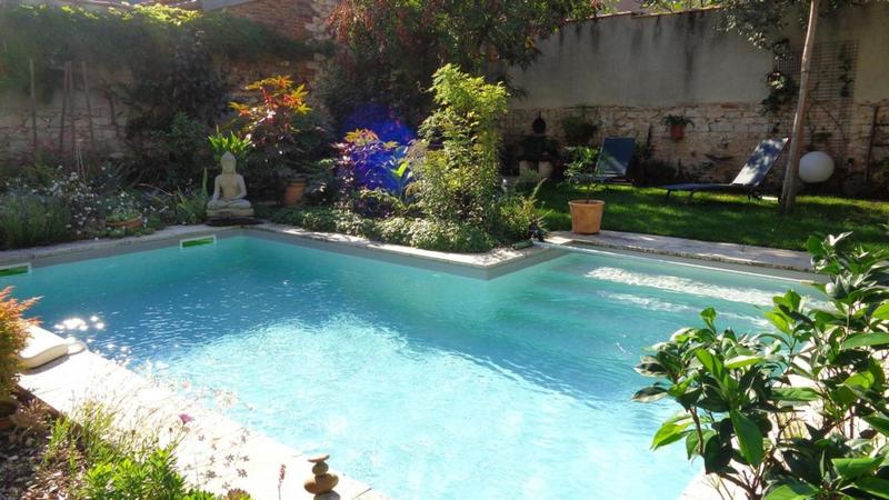 Maison - 201 m² - 7 pièces