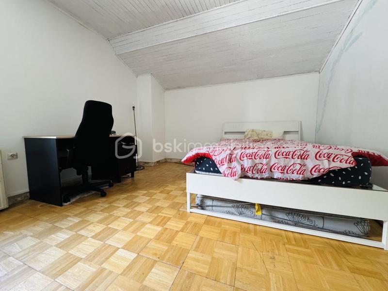 Appartement - 102 m² - 4 pièces