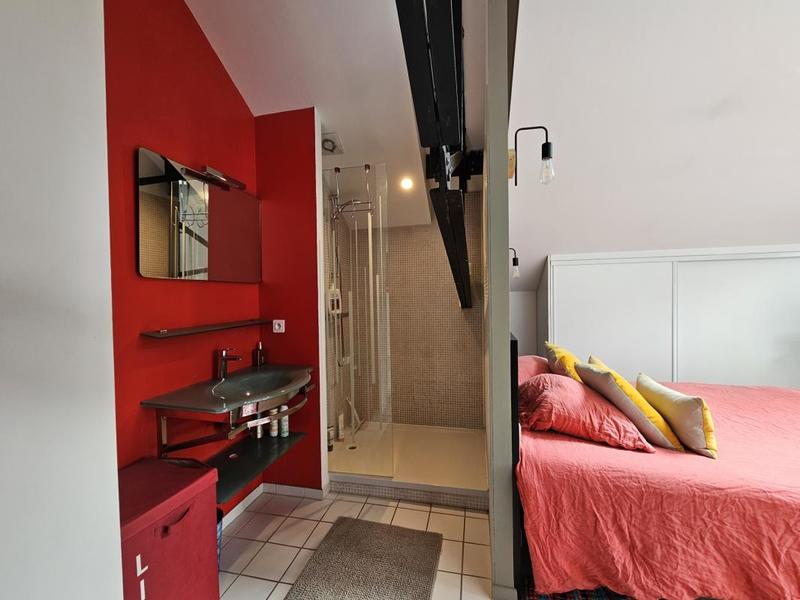 Maison - 204 m² - 6 pièces