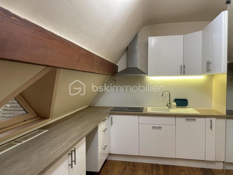 Demeure - 375 m² - 9 pièces