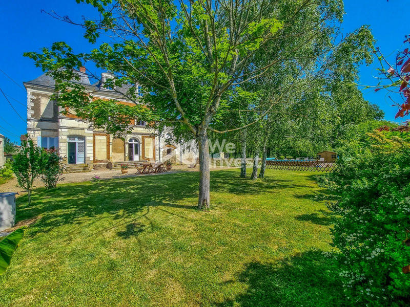 Maison - 245 m² - 7 pièces