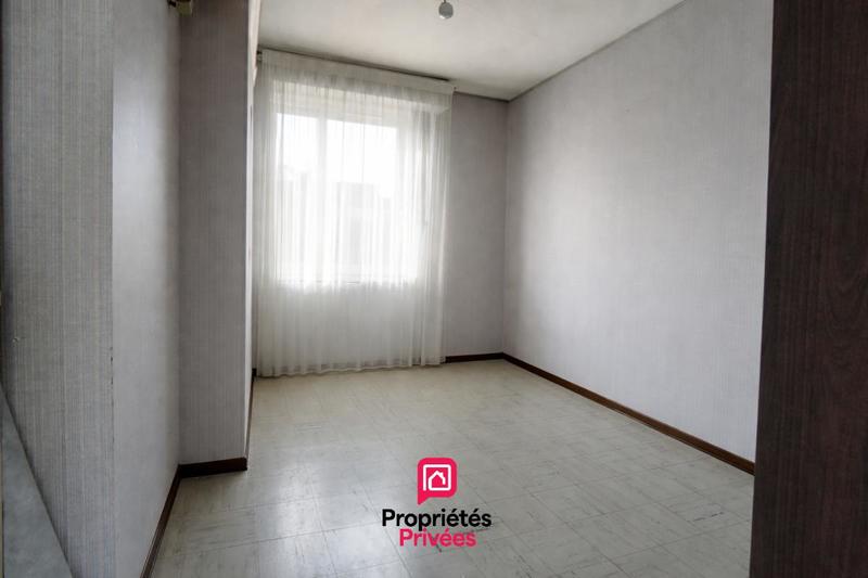 Maison - 143 m² - 8 pièces