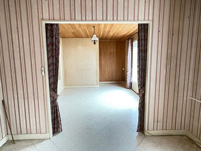 Maison - 80 m² - 5 pièces