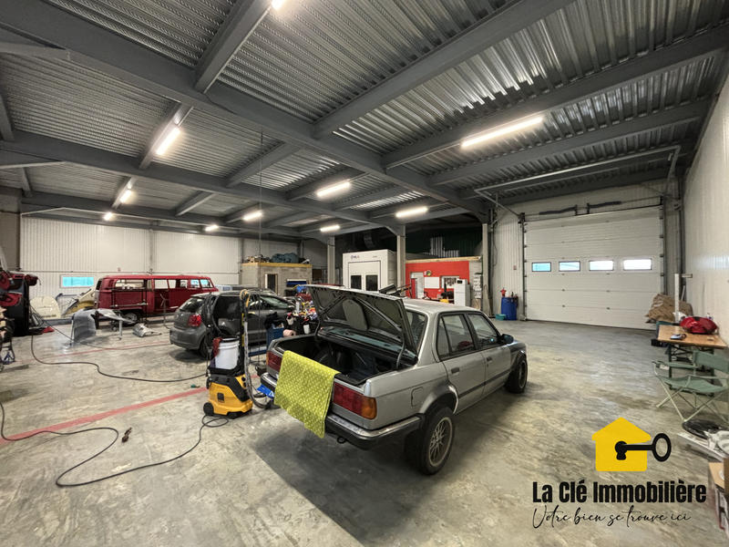 Local commercial - 1 255 m²