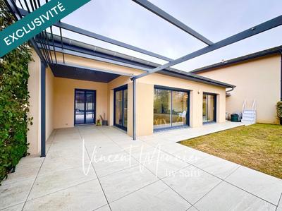 Maison - 96 m² - 4 pièces