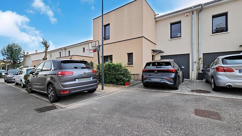 Maison - 107 m² - 5 pièces