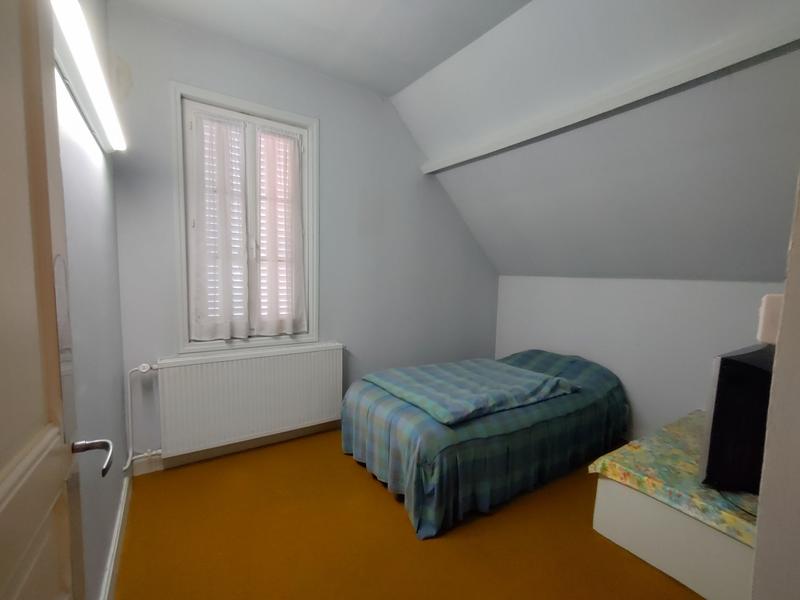 Maison traditionnelle - 112 m² - 6 pièces