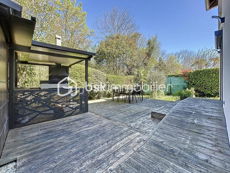 Maison - 103 m² - 4 pièces