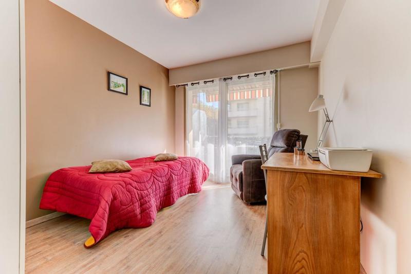 Appartement - 99 m² - 4 pièces