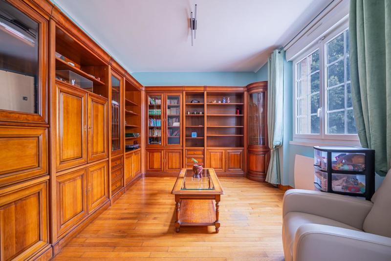 Maison - 170 m² - 6 pièces