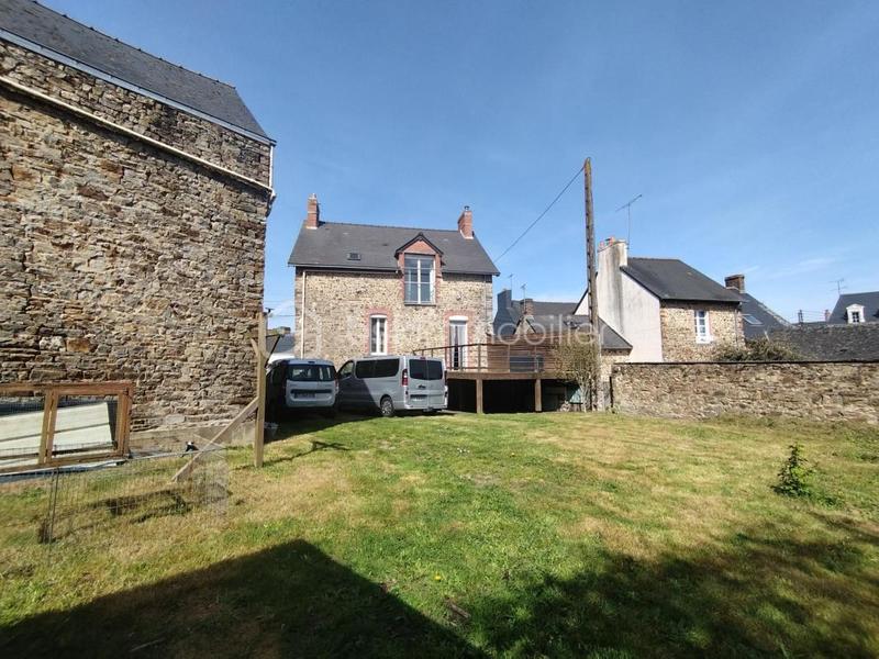 Maison bourgeoise - 111 m² - 5 pièces