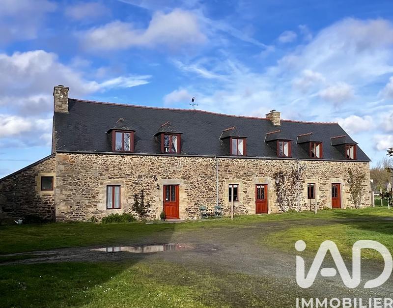 Maison - 217 m² - 8 pièces