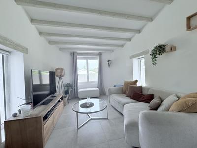 Maison - 150 m² - 7 pièces