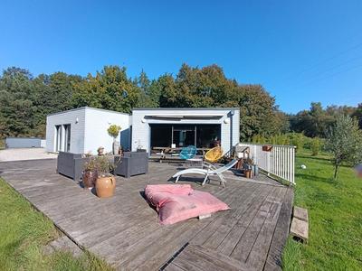 Maison - 160 m² - 8 pièces