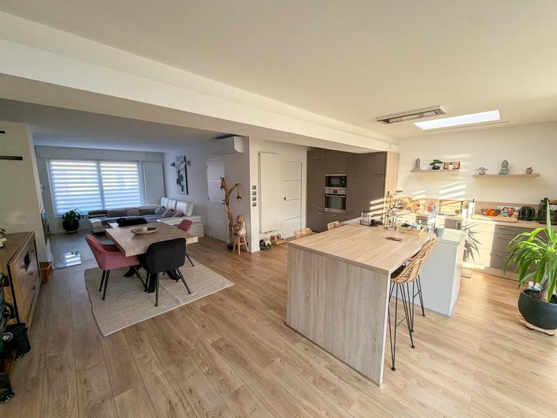 Maison - 103 m² - 4 pièces