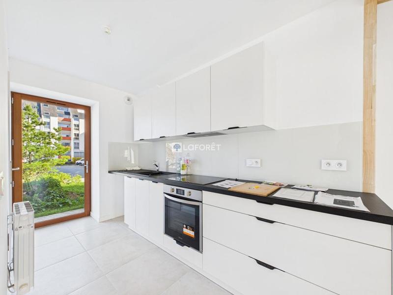 Appartement - 80 m² - 4 pièces