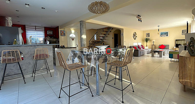 Maison - 134 m² - 5 pièces