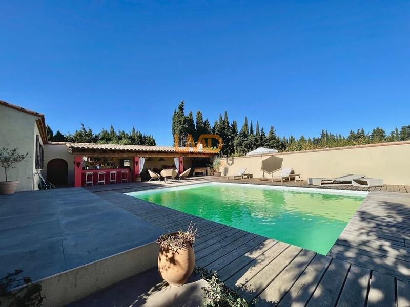 Propriété - 155 m² - 5 pièces