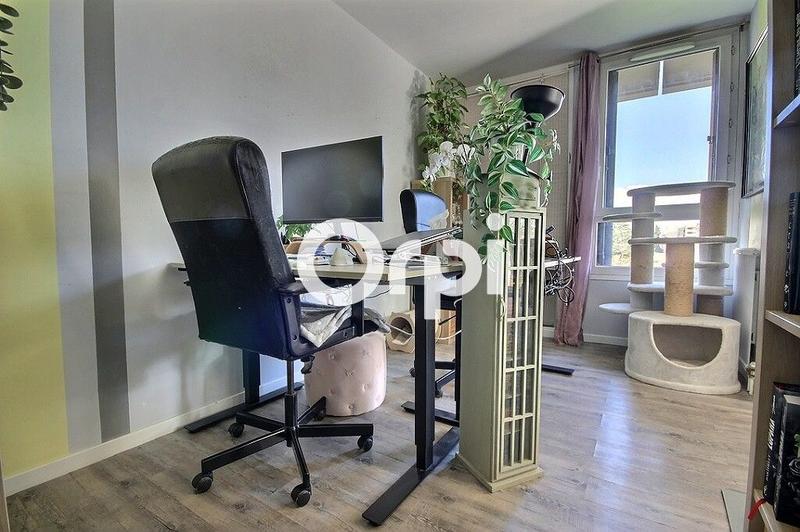 Appartement - 105 m² - 5 pièces