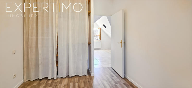 Maison - 150 m² - 8 pièces