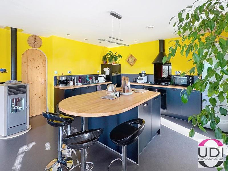 Maison - 120 m² - 4 pièces