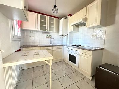 Appartement - 64 m² - 3 pièces