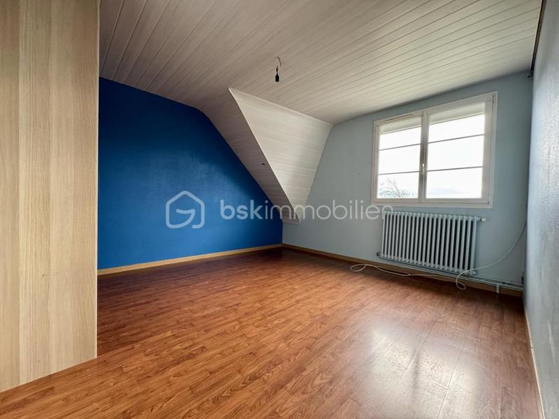 Maison traditionnelle - 194 m² - 7 pièces