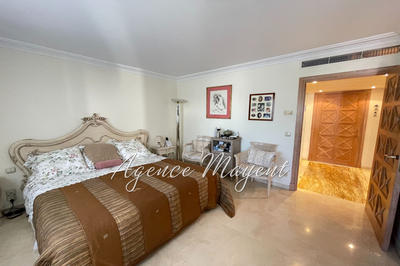 Appartement - 115 m² - 3 pièces