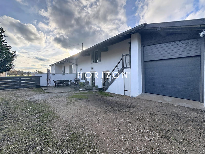 Maison ancienne - 126 m² - 4 pièces