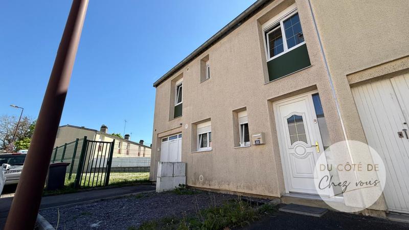 Maison - 99 m² - 6 pièces