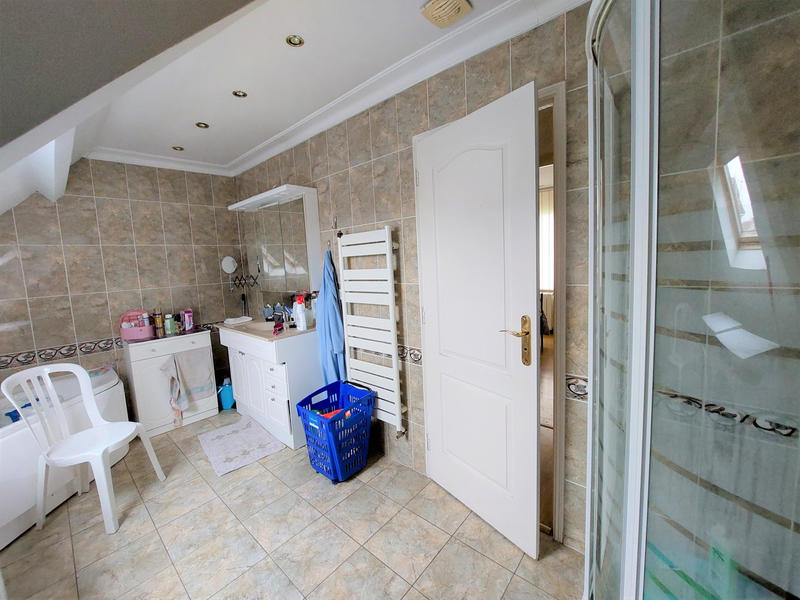 Maison - 120 m² - 4 pièces