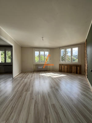 Appartement - 84 m² - 4 pièces