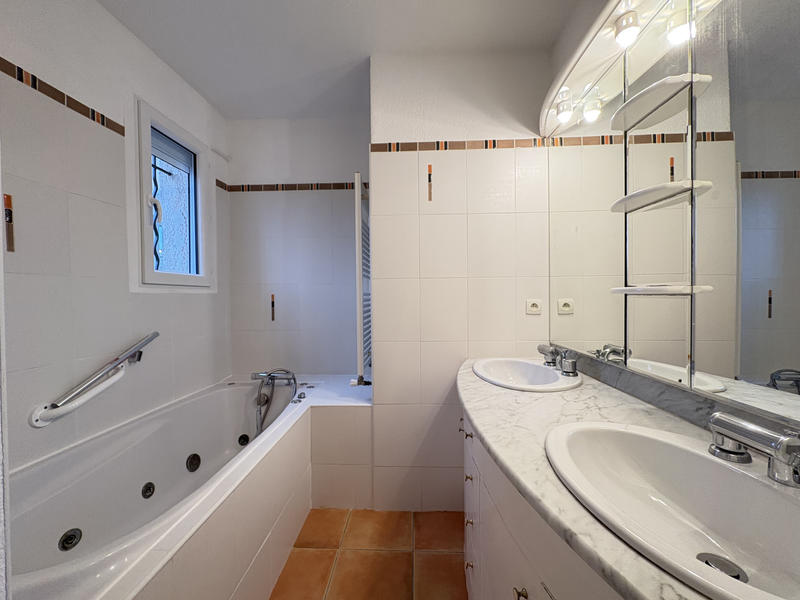 Appartement - 69 m² - 3 pièces