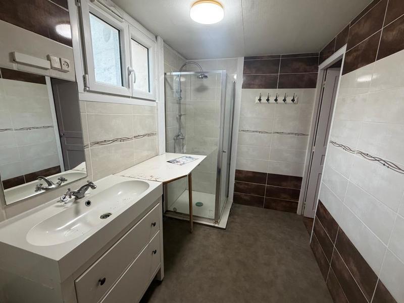 Maison - 99 m² - 5 pièces