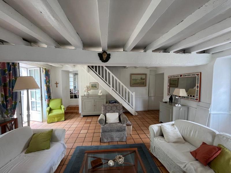 Maison - 153 m² - 6 pièces