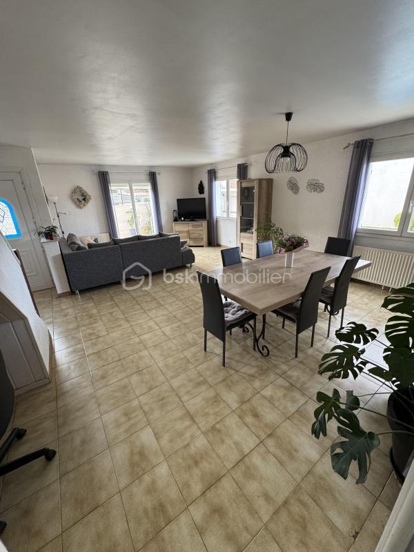 Maison traditionnelle - 135 m² - 5 pièces