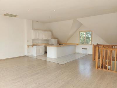 Maison - 92 m² - 3 pièces