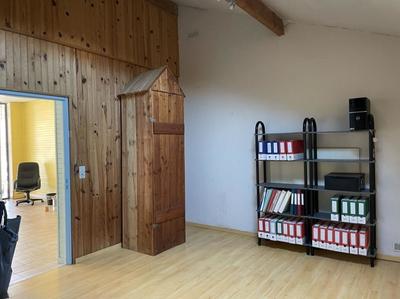 Bureau - 46 m² - 1 pièce