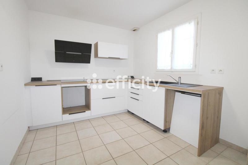 Maison - 92 m² - 4 pièces