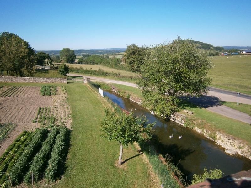Corps de ferme - 390 m² - 15 pièces