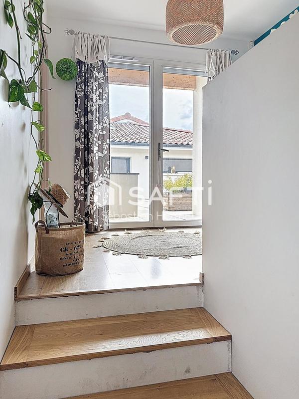 Maison - 204 m² - 5 pièces