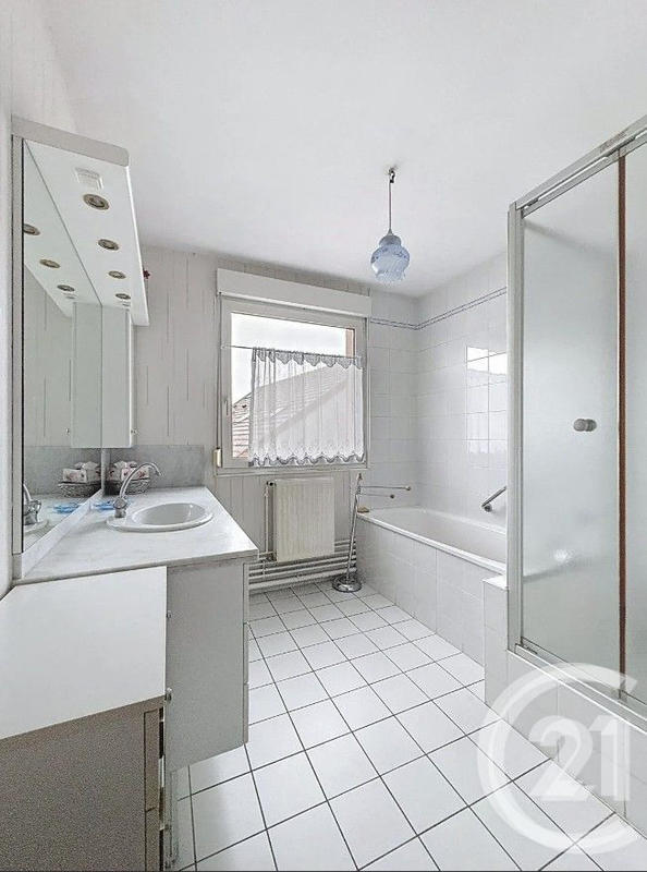 Appartement - 82 m² - 4 pièces