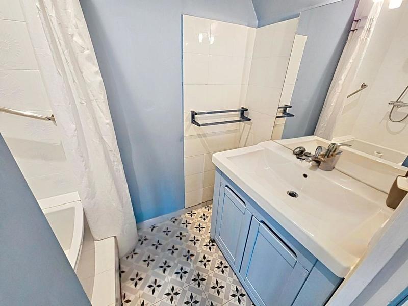 Villa - 199 m² - 9 pièces