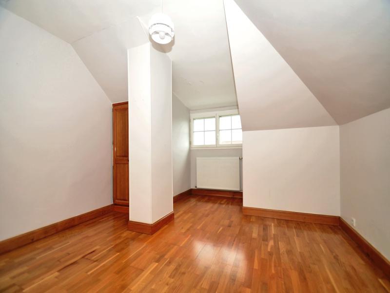 Propriété - 176 m² - 6 pièces