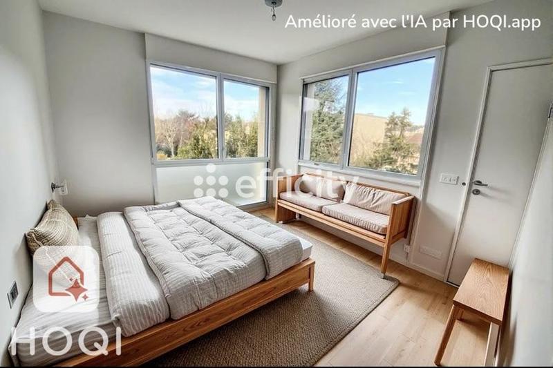Appartement - 98 m² - 6 pièces