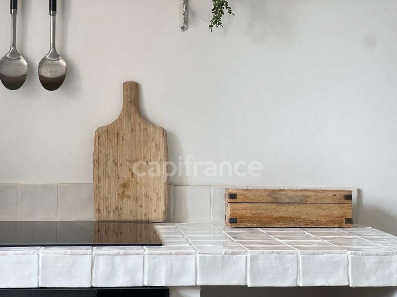 Propriété - 318 m² - 17 pièces