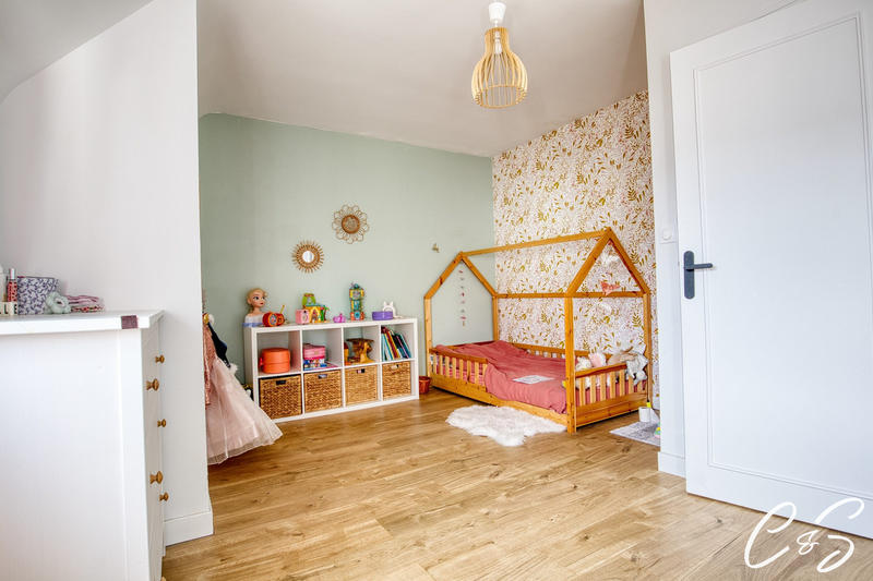 Maison - 142 m² - 5 pièces